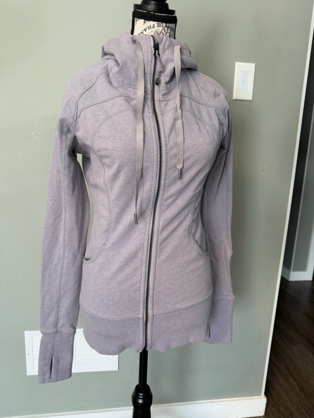 Lululemon size 6 Light Lavender Zip-Up Hoodie